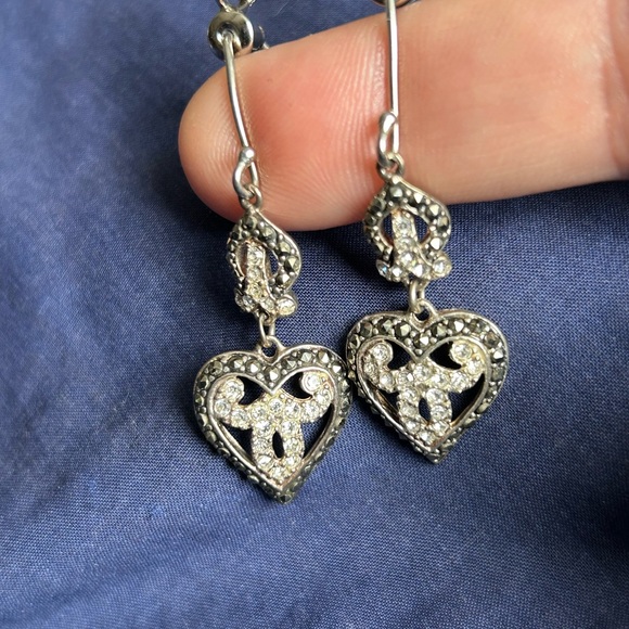 Jewelry - Vintage 925 silver dangly earrings